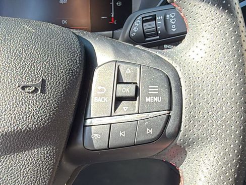 Used 2025 Ford Escape ST-Line FWD image 12