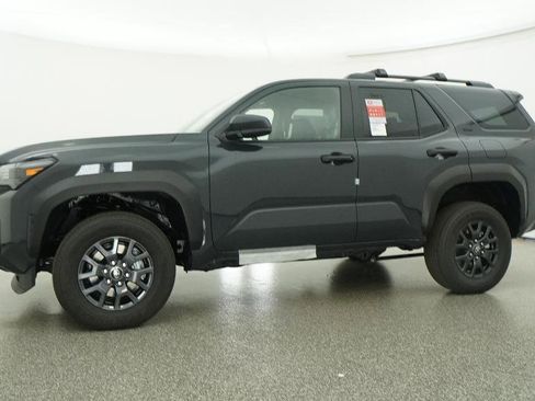 New 2026 Toyota 4Runner SR5 image 8
