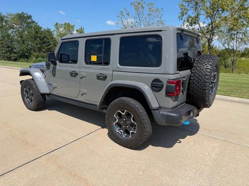 Used 2022 Jeep Wrangler Unlimited Rubicon 4xe w/ Steel Bumper Group AWD/4WD image 2