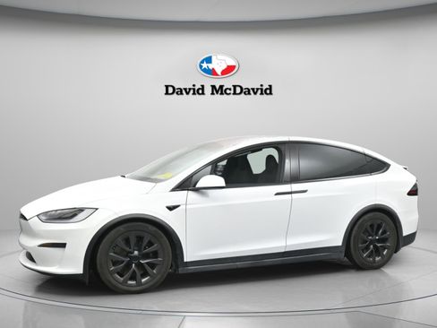 Used 2024 Tesla Model X AWD/4WD image 1