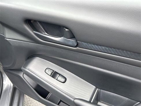 Used 2024 Nissan Altima 2.5 S image 23