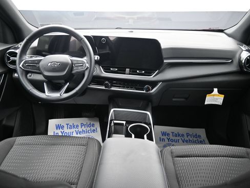 Used 2025 Chevrolet Equinox LT w/ Midnight Edition FWD image 22