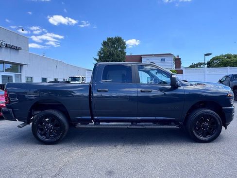 Used 2025 RAM 2500 Big Horn AWD/4WD image 9