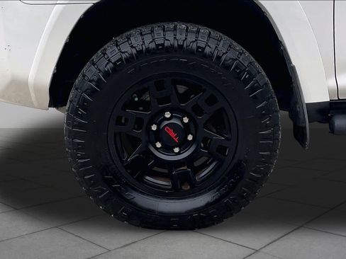 Used 2016 Toyota 4Runner TRD Pro AWD/4WD image 11