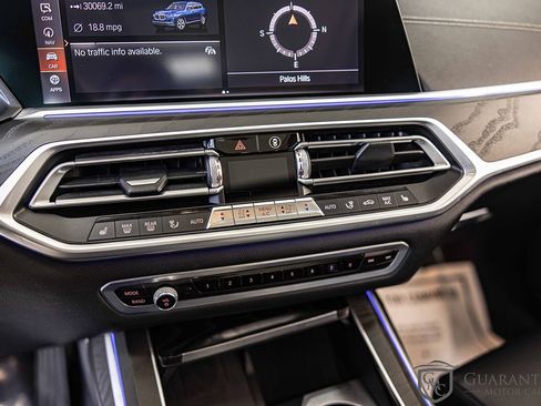 Used 2021 BMW X7 xDrive40i w/ Premium Package image 31