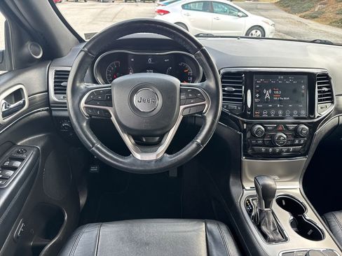 Used 2021 Jeep Grand Cherokee Limited image 14