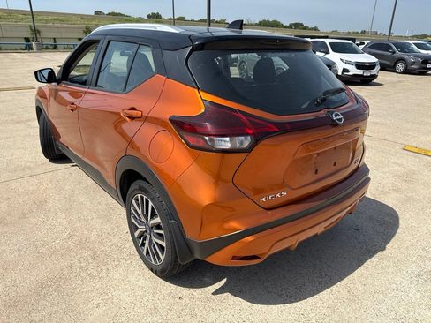 Used 2023 Nissan Kicks SV FWD image 8