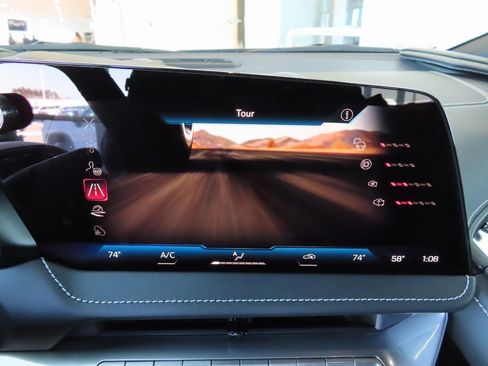 New 2026 Chevrolet Corvette Stingray Coupe w/ Battery Protection Package image 21