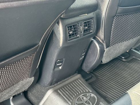 Used 2017 Toyota 4Runner SR5 Premium AWD/4WD image 37