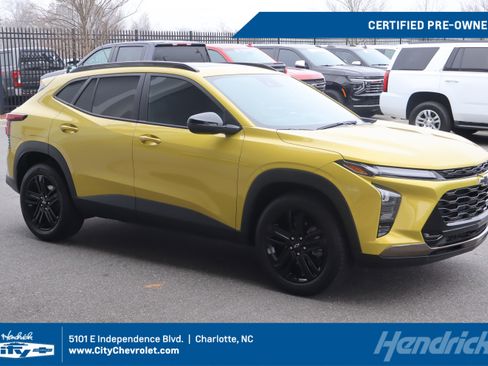 Certified 2024 Chevrolet Trax ACTIV w/ Sunroof Package image 1