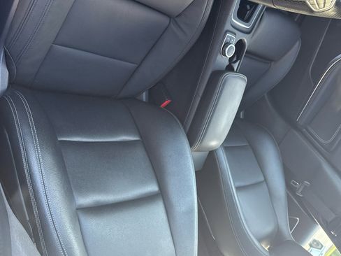 Used 2016 Mercedes-Benz CLA 250 image 14