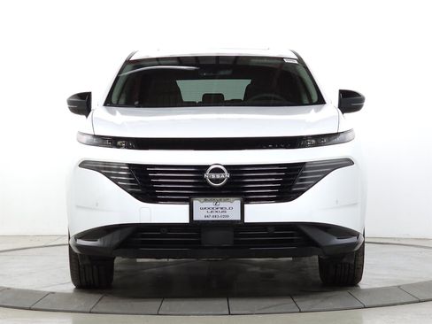 Used 2025 Nissan Murano Platinum w/ Cargo Package image 2