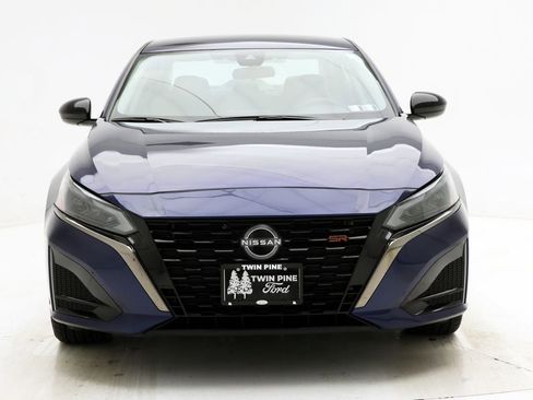 Used 2024 Nissan Altima 2.5 SR image 4