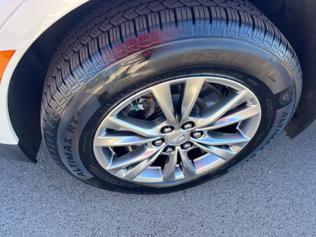 Used 2022 Cadillac XT5 Premium Luxury AWD/4WD image 10