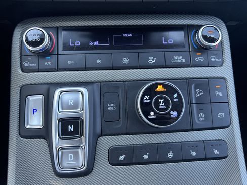 Used 2024 Hyundai Palisade SEL image 17