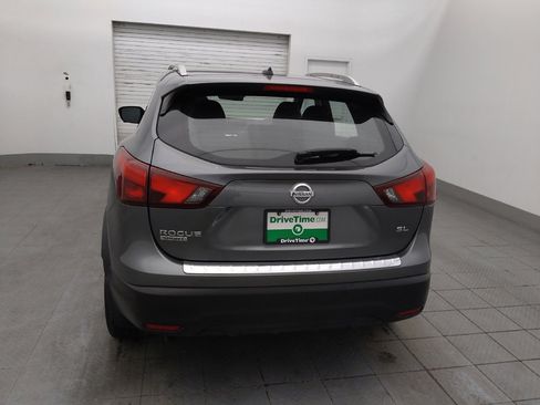 Used 2018 Nissan Rogue Sport SL w/ SL Premium Package image 6