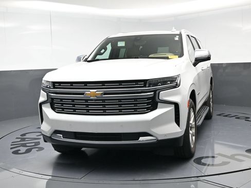 Used 2021 Chevrolet Tahoe Premier w/ Premium Package AWD/4WD image 11