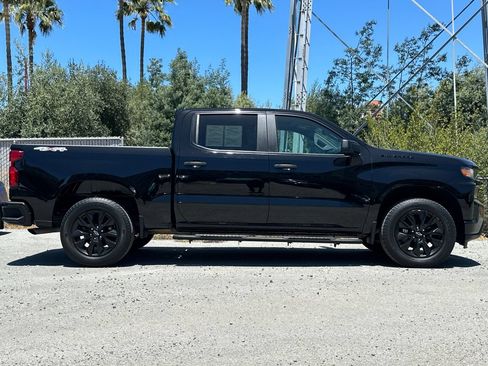 Used 2022 Chevrolet Silverado 1500 Custom w/ LPO, Dark Essentials Package AWD/4WD image 3
