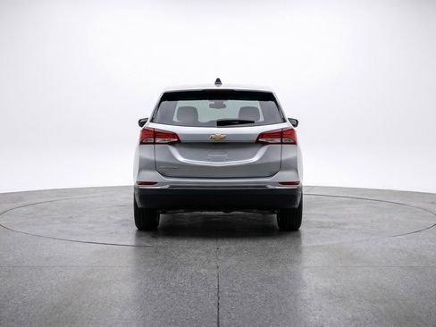 Used 2025 Chevrolet Equinox LT FWD image 7