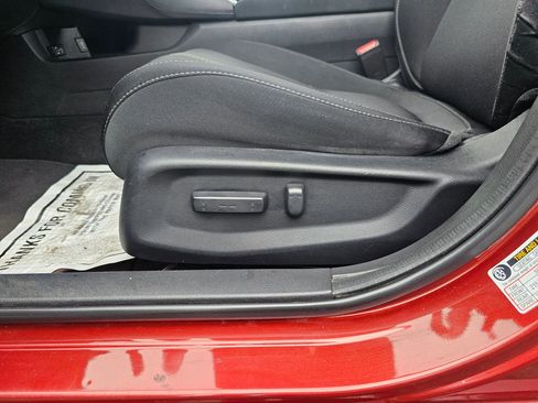 Used 2020 Honda Civic EX image 8
