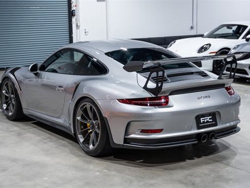 Used 2016 Porsche 911 GT3 RS RWD image 4