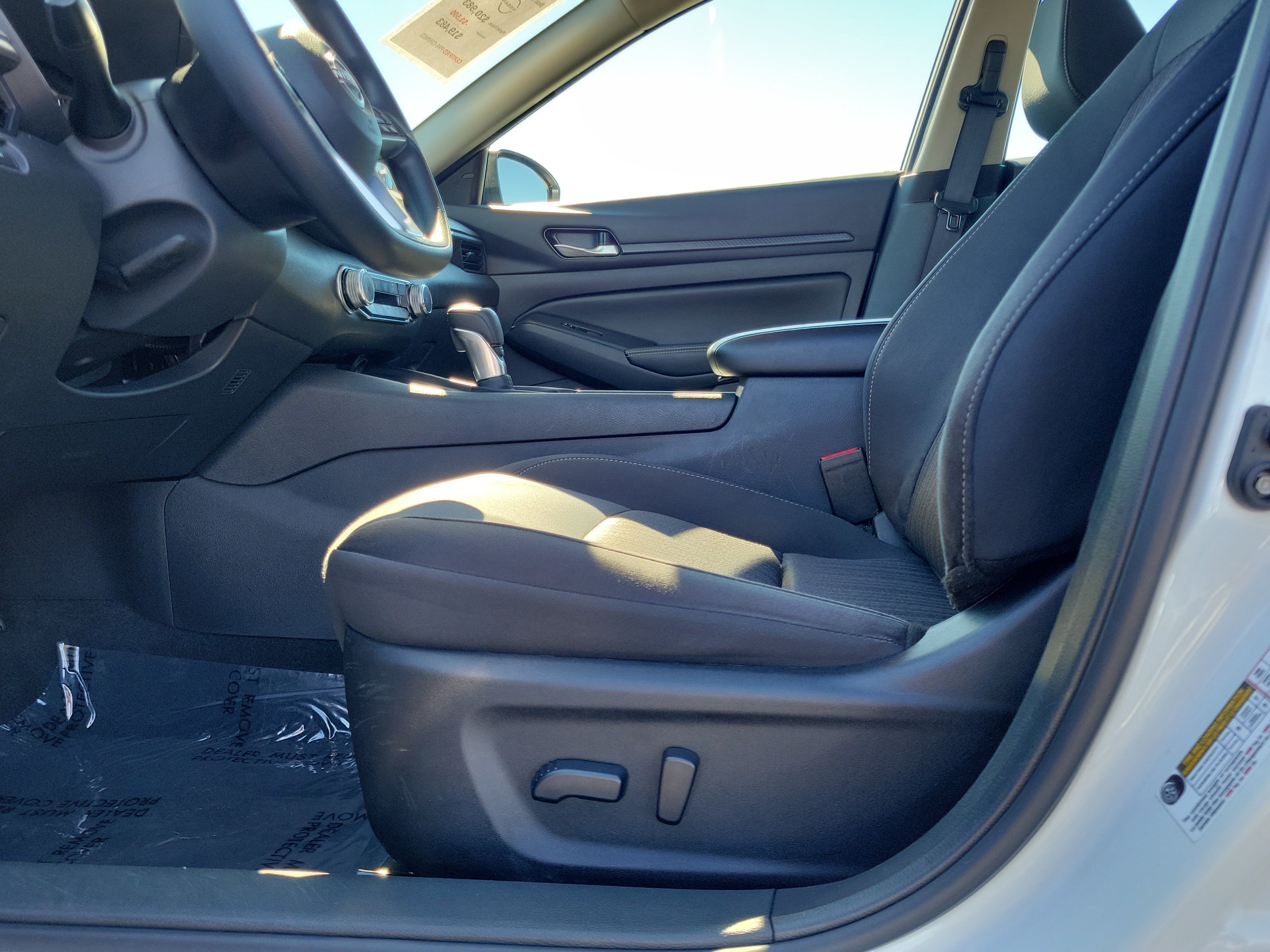 Certified 2025 Nissan Altima 2.5 SV FWD image 16