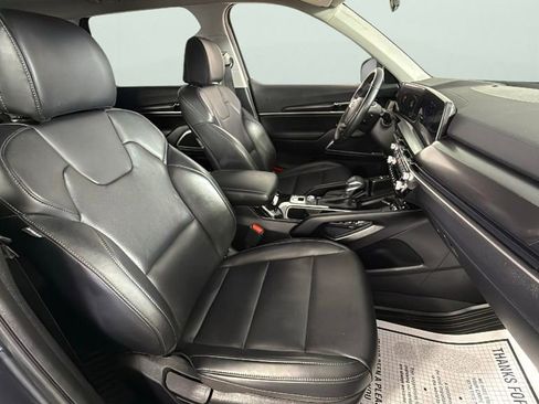 Used 2024 Kia Telluride S image 34