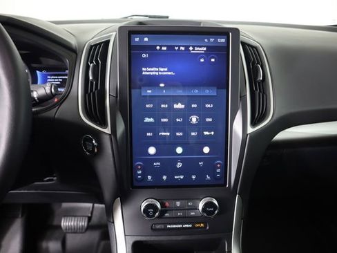 Used 2024 Ford Edge SEL w/ Convenience Package AWD/4WD image 47