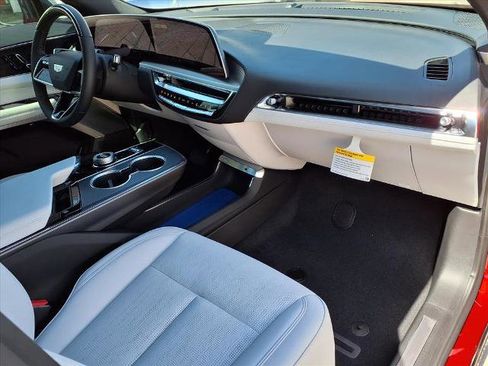 New 2026 Cadillac Lyriq Premium Sport image 8