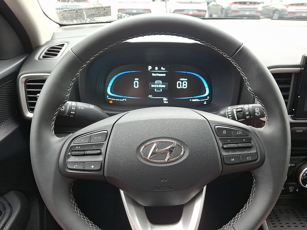 New 2026 Hyundai Venue SEL FWD image 6
