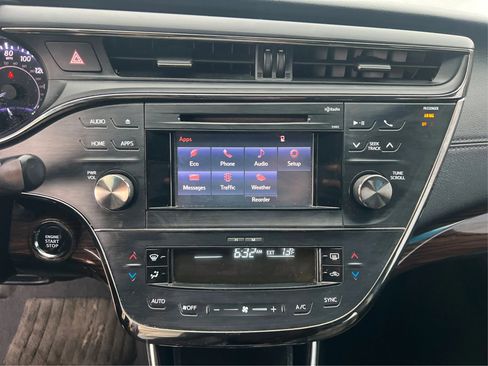 Used 2015 Toyota Avalon XLE FWD image 15