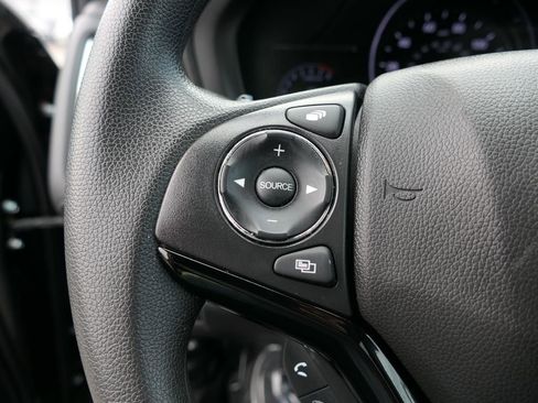 Used 2022 Honda HR-V EX image 12