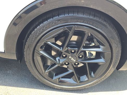 Certified 2025 Kia K4 GT-Line Turbo FWD image 12