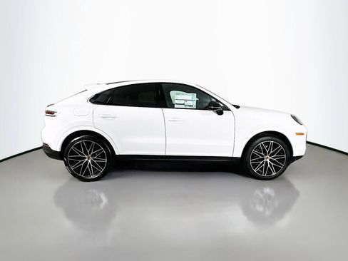 New 2026 Porsche Cayenne Coupe image 8