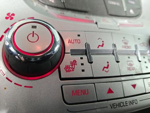 Used 2013 GMC Terrain SLT image 25