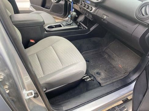 Used 2021 Toyota Tacoma SR image 42