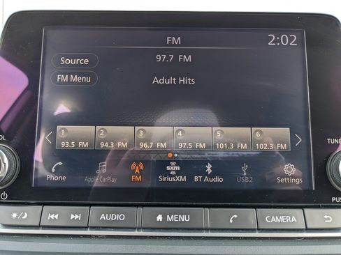 Used 2023 Nissan Rogue SV image 26