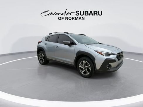 Used 2026 Subaru Crosstrek 2.5i Premium AWD/4WD image 2