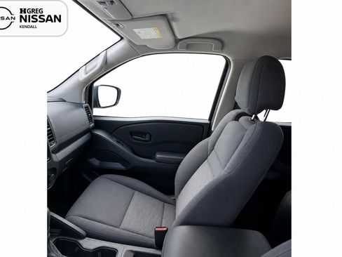 Used 2022 Nissan Frontier S RWD image 12