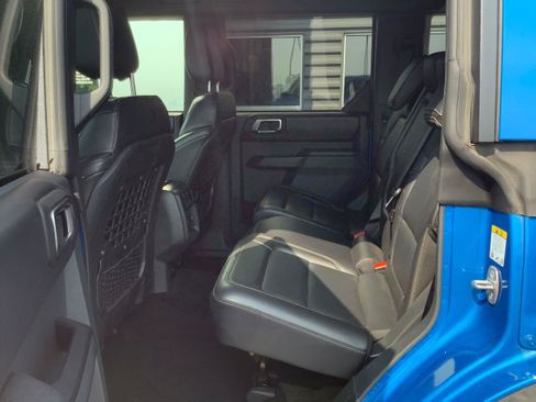 Used 2025 Ford Bronco Badlands AWD/4WD image 10
