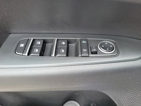 Used 2023 Kia Forte LXS w/ LXS Technology Package FWD image 20