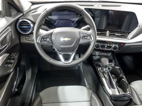 New 2026 Chevrolet Trax LT w/ Driver Confidence Package FWD image 14