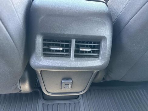 Used 2019 Chevrolet Equinox LT AWD/4WD image 14