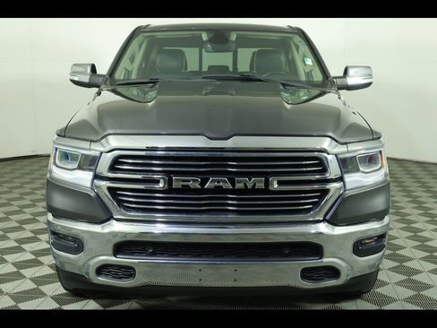 Used 2020 RAM 1500 Laramie AWD/4WD image 17