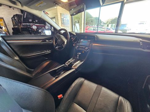 Used 2021 Honda Civic EX-L image 18