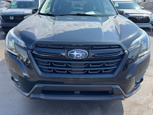 Used 2024 Subaru Forester Premium image 7