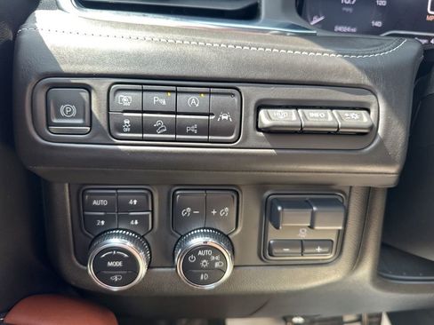 Certified 2023 GMC Yukon XL Denali Ultimate image 24