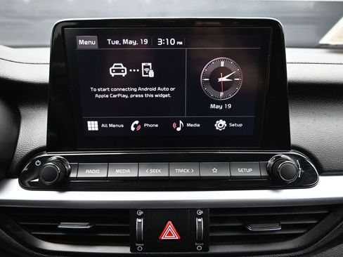 Used 2023 Kia Forte LXS w/ LXS Technology Package FWD image 19