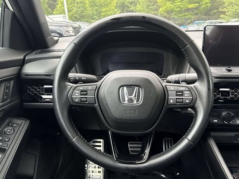 Used 2023 Honda Accord Sport image 11