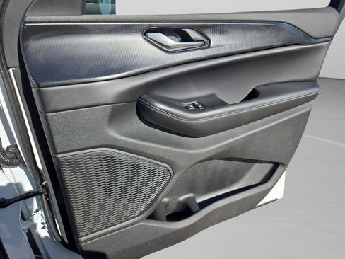 New 2025 Jeep Grand Cherokee Laredo X RWD image 31